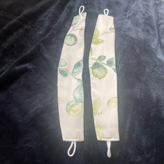 ニトリ　カーテン　ボタニカル　リーフ柄　横140×縦110 4枚セットの画像