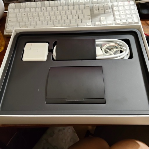 MacBook Air 13インチ SSD 1TB A1466