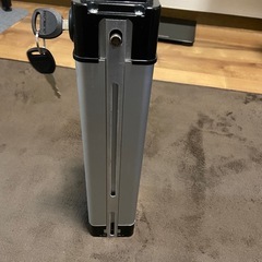 新品PSE 48v8ah 電動自転車用バッテリーと48V2Aファン付充電器セット
の画像