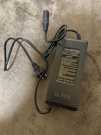 新品PSE 48v8ah 2024 電動自転車用バッテリーと48V2Aファン付充電器セットn