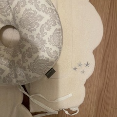 ベビー枕　ベビーベッドのガードの画像