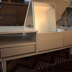 ドレッサー　テーブル　化粧台の画像