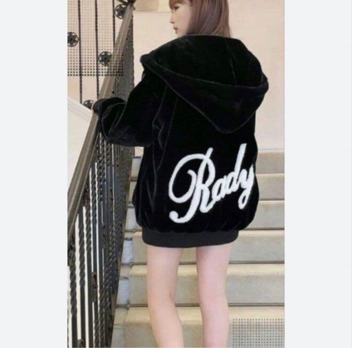 ❤︎Rady❤︎ロゴ入りファーアウター❤︎ ❤︎Rady❤︎ロゴ入りファーアウター❤︎