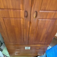 衣類タンスの画像