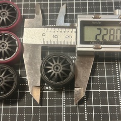 【ミニ四駆】ペラタイヤ ローフリ22.8mmの画像