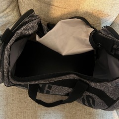 アディダス ジムバッグの画像