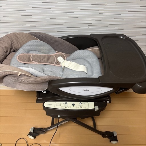 Aprica 電動ハイローチェア ユラリズムオートDX