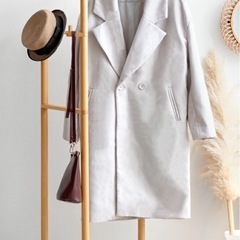 ハンガーラック&サイドテーブルライトの画像