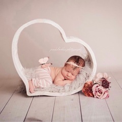 新品未使用  ハート　木製プロップの画像