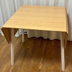  IKEA　ダイニングテーブルの画像
