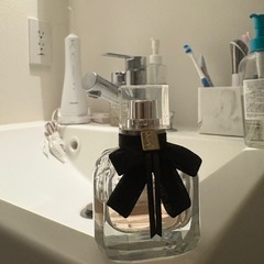 YSL モンパリ　香水 の画像