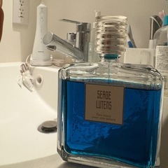 セルジュルタンス　香水　の画像