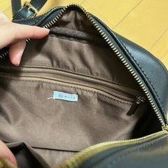  【本革】ショルダーバッグ /かばん/カバン/鞄/黒/ブラック/香害なしの画像