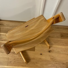 ストッケ定価45000円以上ベビーセット込みトリップトラップナ (カイ