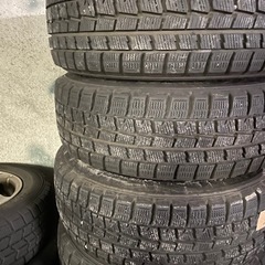 14インチスタッドレスタイヤホイール付きセットの画像