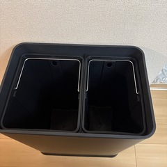 新品未使用‼️　オシャレ😎 電動ゴミ箱 🗑️ 自動開閉式　ダストボックス ビンカン仕分け可能  ゴミ入れ 空き缶 空き瓶 瓶缶 の画像