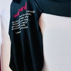 VETEMENTS ニットハイネックの画像