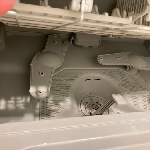 【受け渡し決定】Panasonic 食洗機 NP-TH4-C