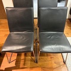 格安　BoConcept ボーコンセプト 本革チェア　
Mariposa チェア　黒レザー4脚セットの画像