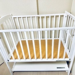 【12/20,21引き取り来れる方】KATOJI プレミアムライン　ベビーベッド　ツーオープン　ハイベッド　マットレス付きの画像