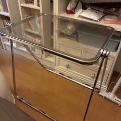 クリアテーブルの画像