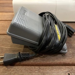 Singer 電動ミシンの画像