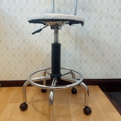 ハイスツール昇降式チェア の画像