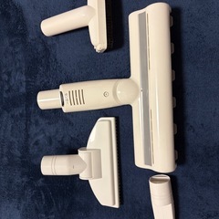 ふとん掃除機 パナソニック MC-DF100C ノズル4種付きの画像