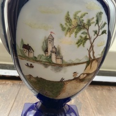 人物像ハンドル付きアンティーク花瓶の画像