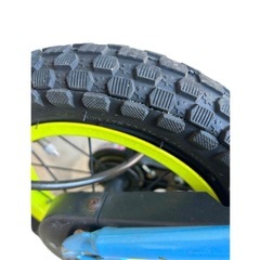 キッズ自転車　補助輪つき　13インチ自転車　泥除けありの画像