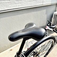 【走行距離短いです！
】クロスバイク ブラック 27型 外装7段変速の画像