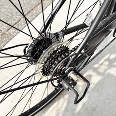 【走行距離短いです！
】クロスバイク ブラック 27型 外装7段変速の画像