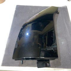 200系　ハイエース レジアスエース　左コーナーパネル　ブラックマイカ　新品の画像