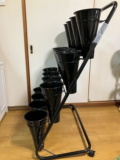 (株)ポピー　ﾌﾗﾜｰｽﾀﾝﾄﾞ16ﾎﾟｯﾄ              ZW -364 BLK 業務用花什器 フラワースタンド 花屋ディスプレイ フラワーショップ什器
