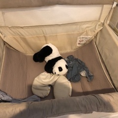 折りたたみベビーベッド　ココネル？の画像