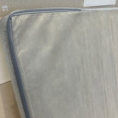 IKEA  ベッドマットレス　セミシングルの画像