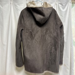 SHARE PARKムートン
リバーシブルコートの画像