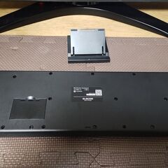 エレコム「Bluetooth メンブレンフルキーボード//TK-FBM112BK」の画像