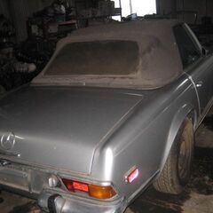 Mベンツ113.280SL-部品取り車-各種部品取り外し分解開始の画像