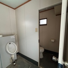 仮設トイレ　大小別　くみ取り式の画像