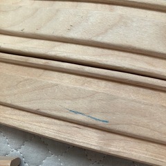 木製電車のオモチャセットの画像