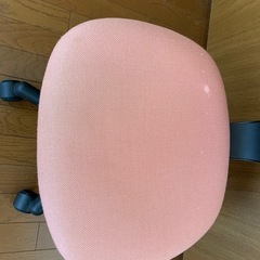 昇降機能付き椅子の画像