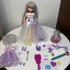 リカちゃんお人形と小物セットの画像
