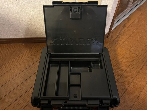 マキタmakita電動インパクトドライバーTD137D超美品