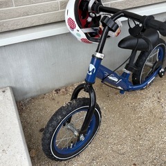 キックバイク ストライダーの画像