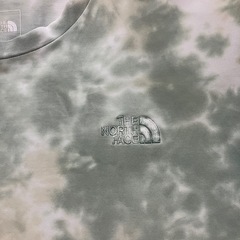 ノースフェイス　タイダイTシャツの画像