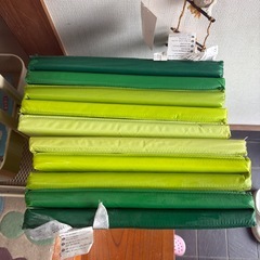 IKEAの折り畳み式ジムマット２つの画像