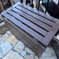 IKEA アウトドア　おりたたみテーブル
の画像