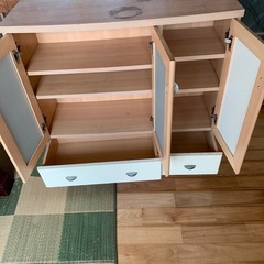 収納家具の画像
