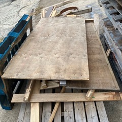 日曜大工用木材切れ端、ベニヤ切れ端の画像